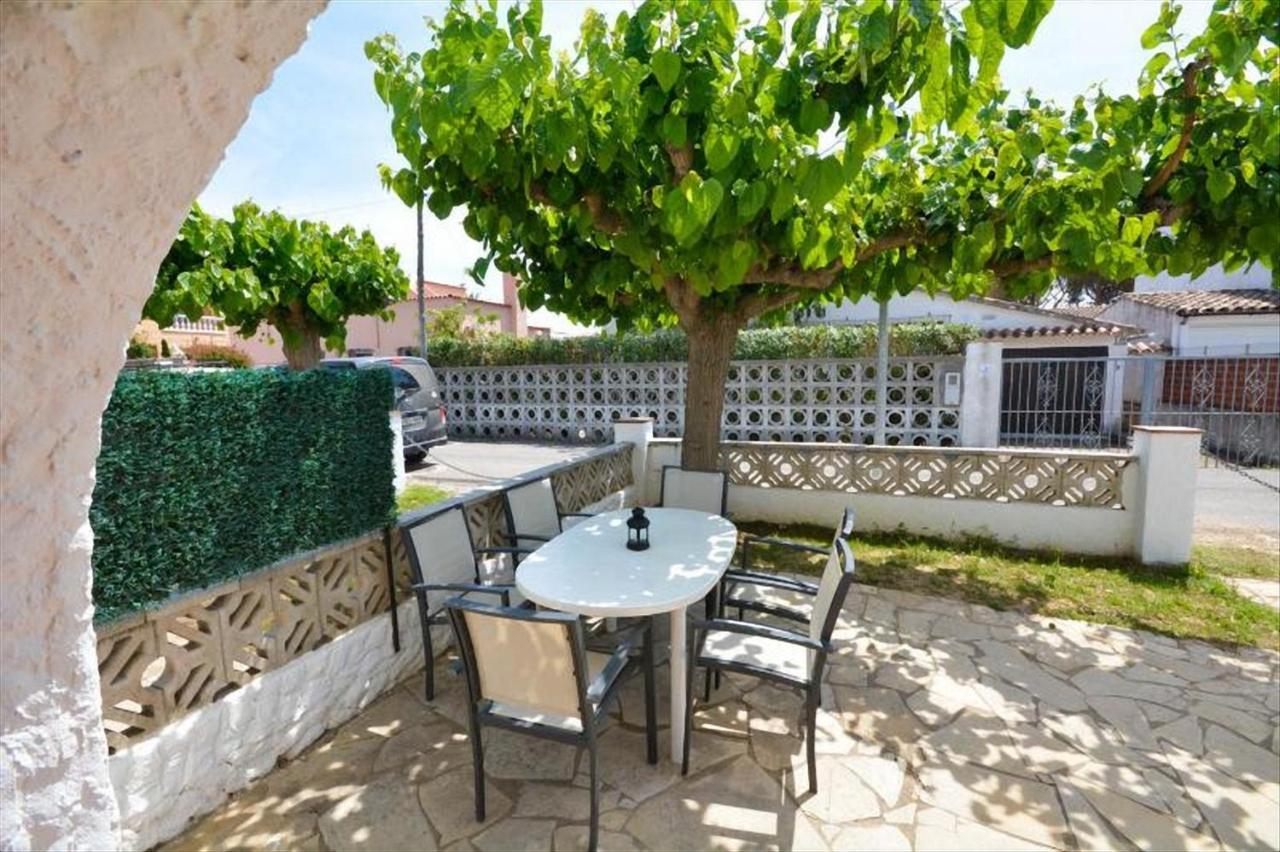 Casas Montgri Villa เอมปูเรียบราบา ภายนอก รูปภาพ